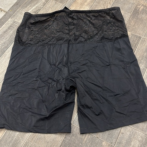 Torrid Curve Black Lace Shape-wear Size 4X NWT - Picture 4 of 4